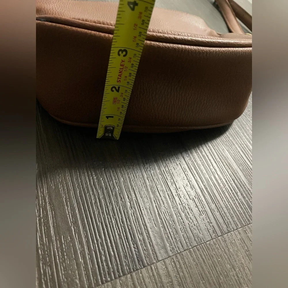 Liz Claiborne Tan Leather Tote